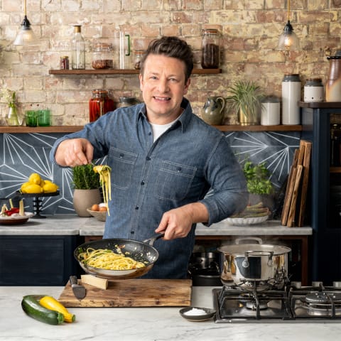 Jamie Oliver 5 Piece Essentials Cookware Set E314S574